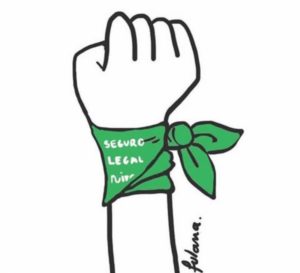 Organizamos un taller para hacer pañuelos verdes, en apoyo a las compas argentinas y su lucha por la despenalización del aborto.